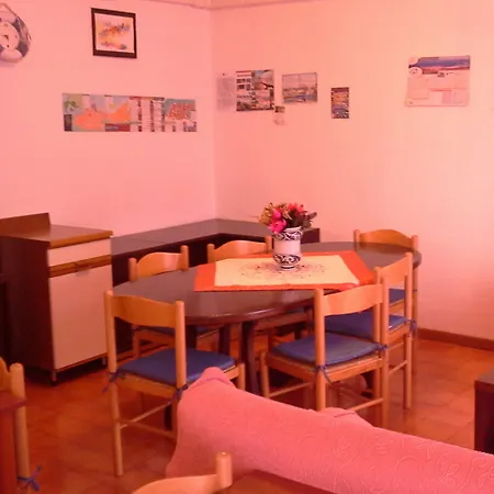 Aragosta Hotel 3*